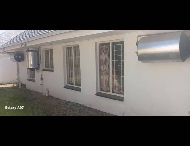 1 BEDROOM PROPERTY TO RENT IN IRENE PARK